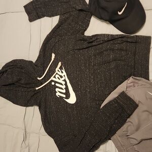 Nike vintage hoodie
